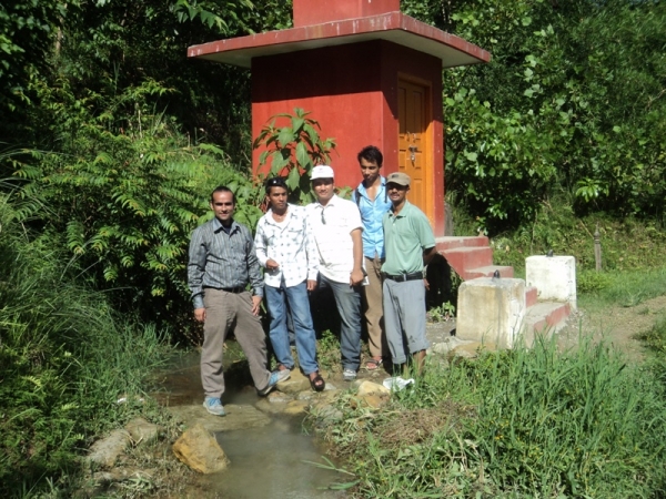 Watertanks sloppenwijk Pokhara_4